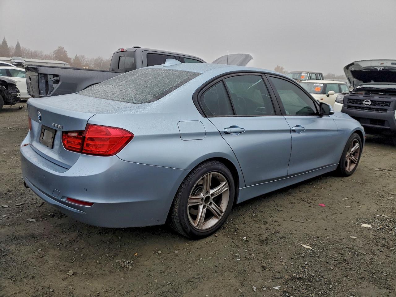2012 BMW 3 SERIES