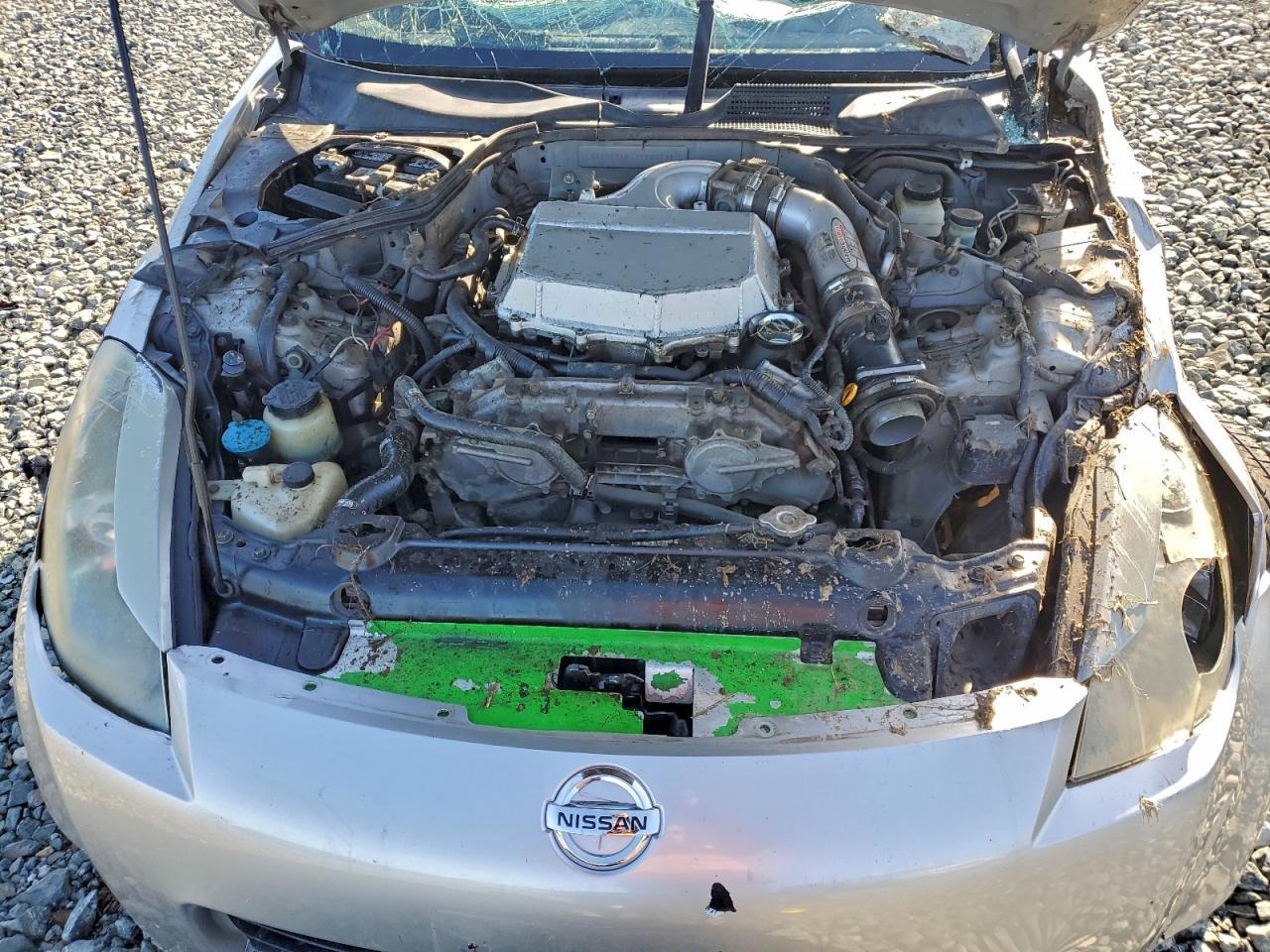 2003 NISSAN Z