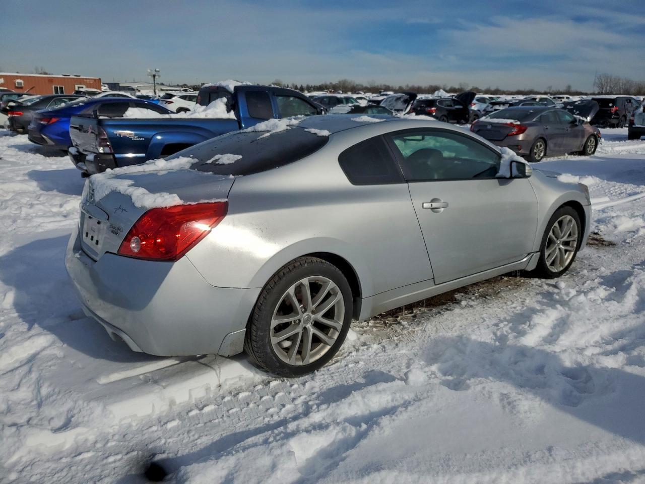 2012 NISSAN ALTIMA