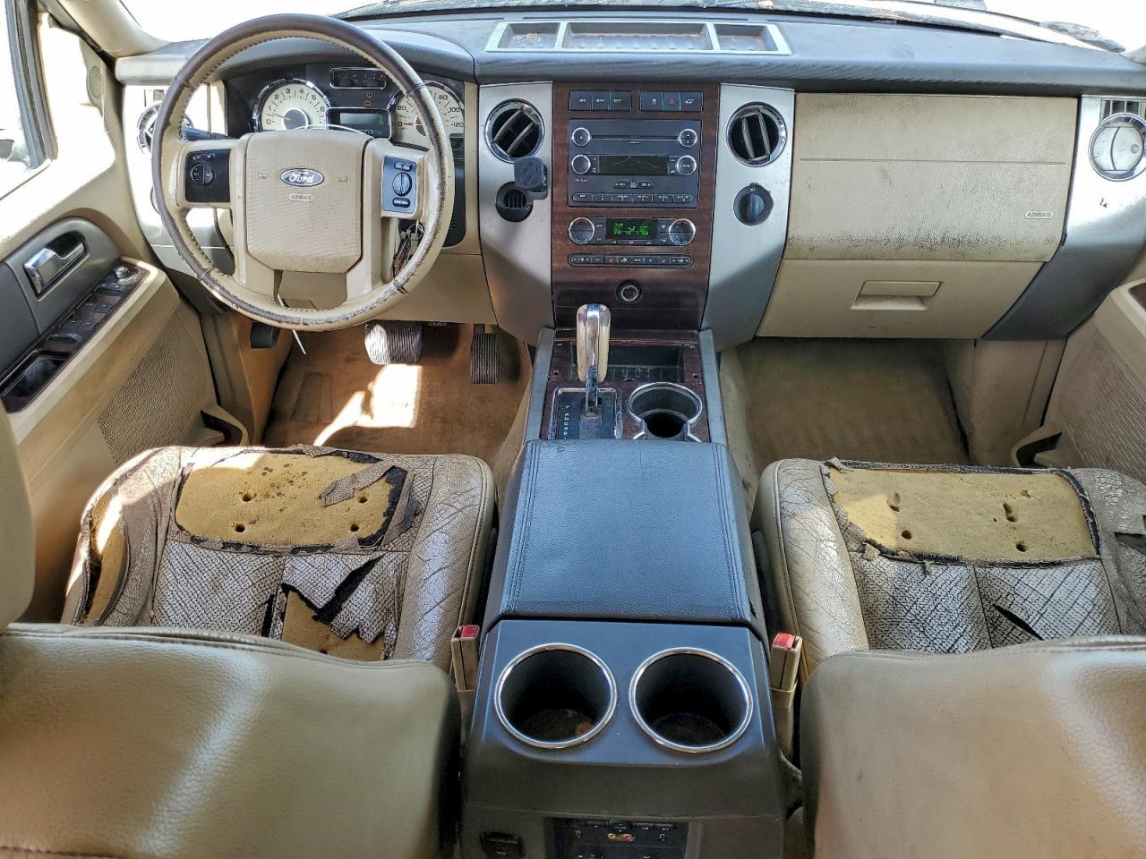 2011 FORD Expedition