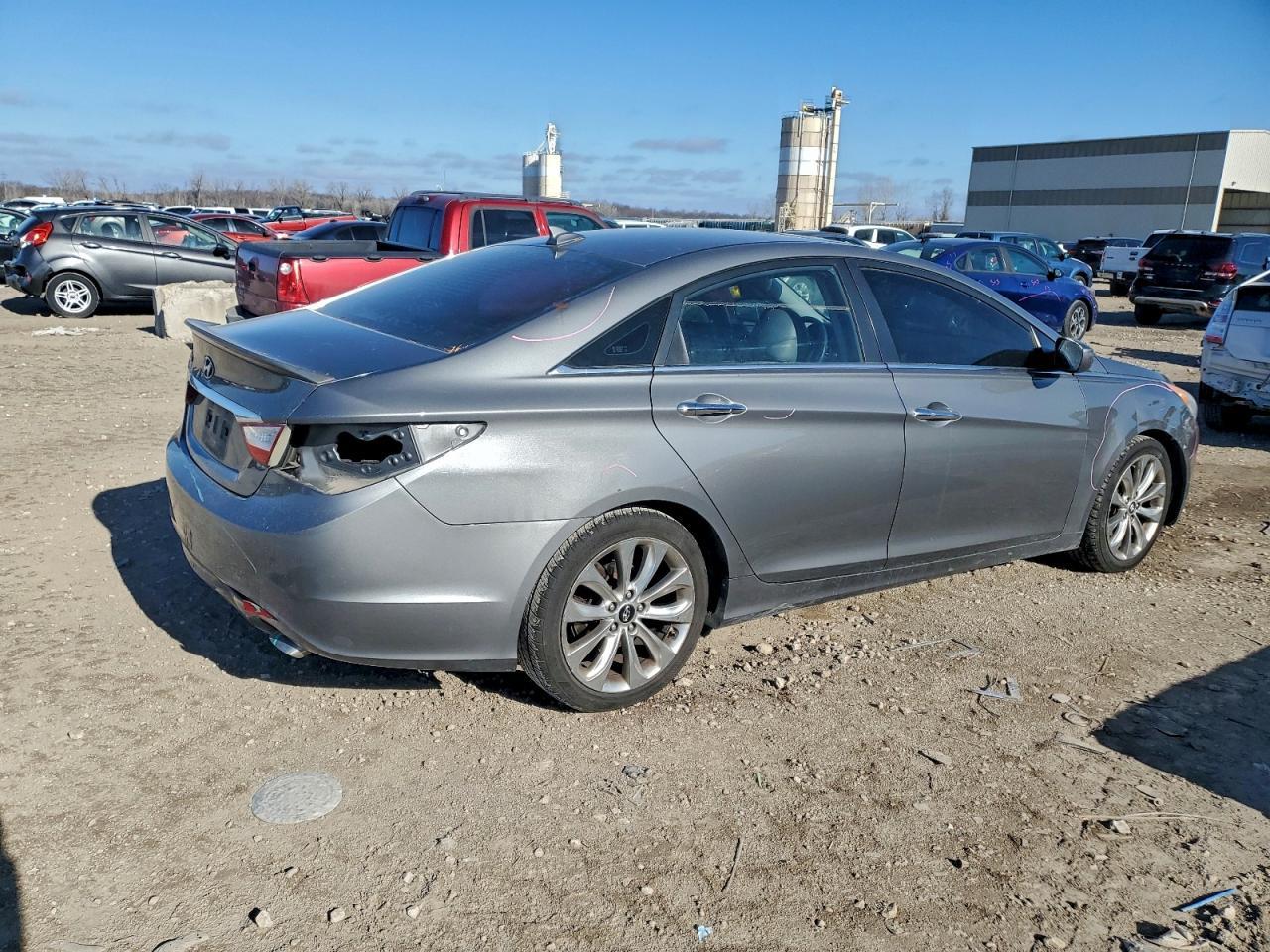 2013 HYUNDAI SONATA