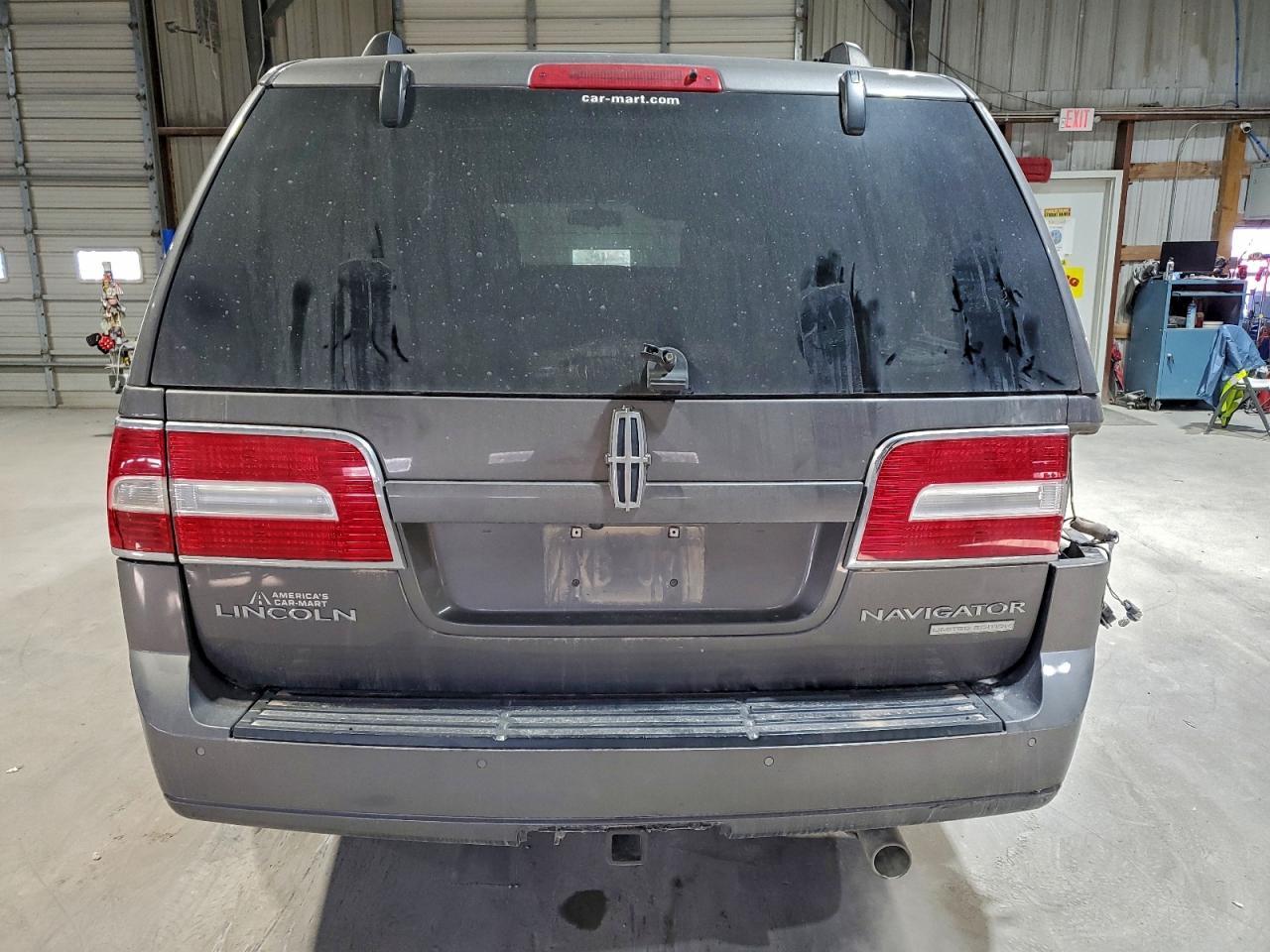 2013 LINCOLN Navigator