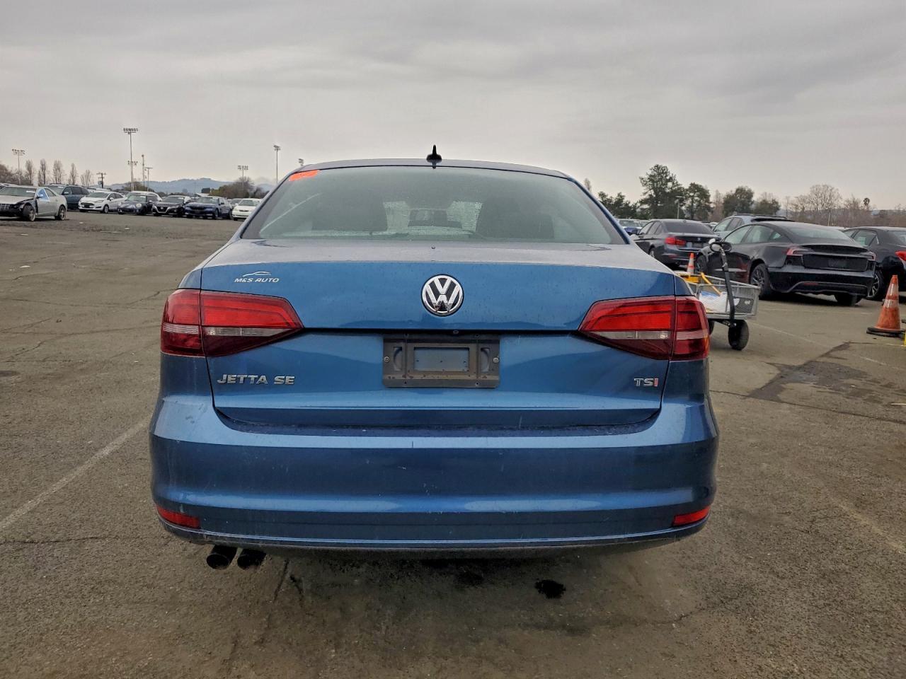 2016 VOLKSWAGEN JETTA
