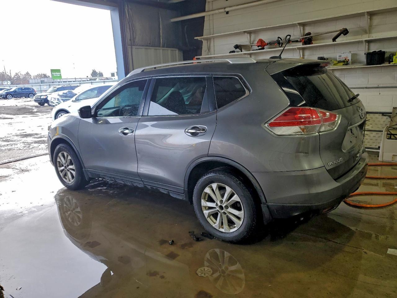 2015 NISSAN ROGUE