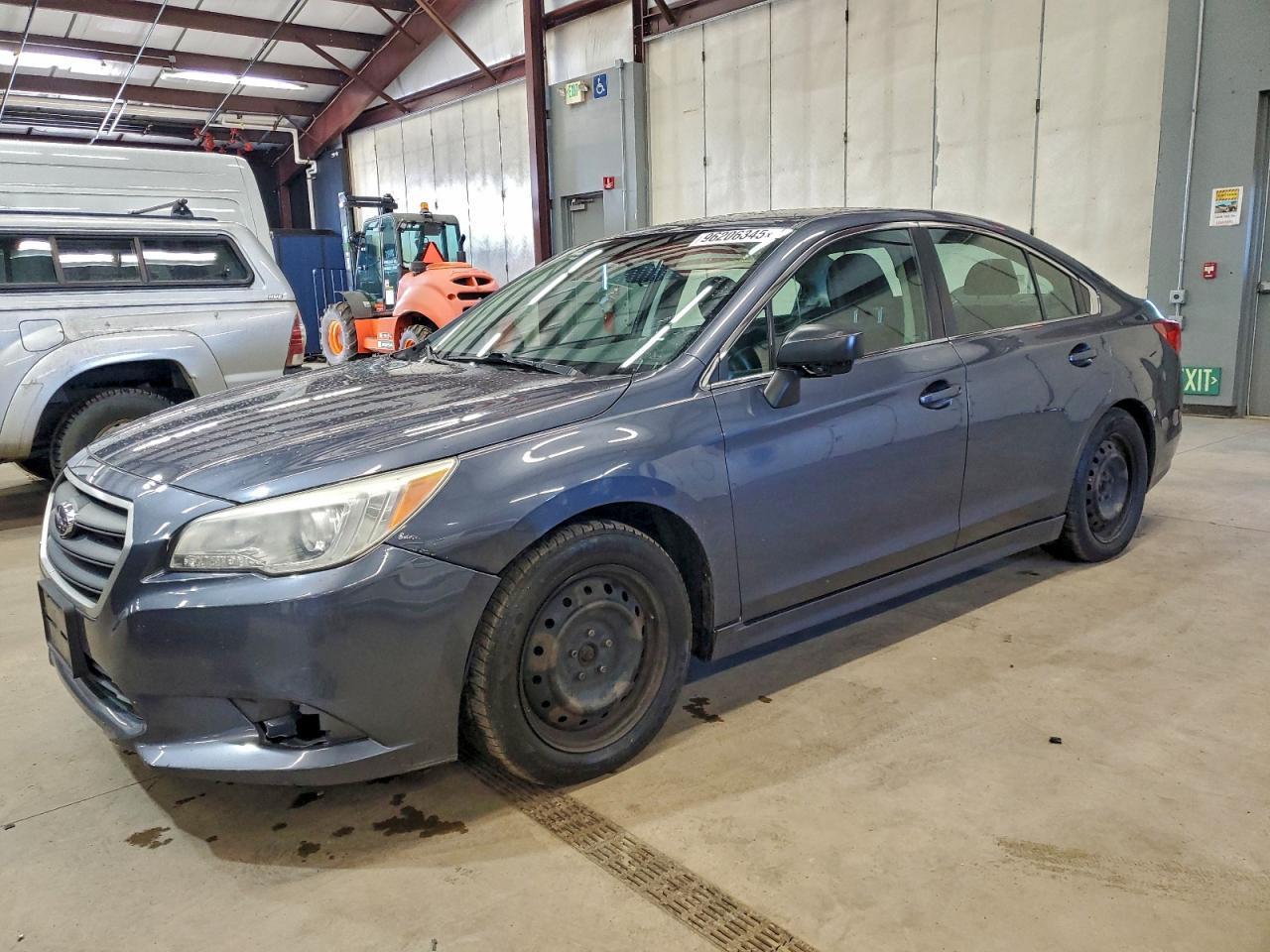 2016 SUBARU Legacy