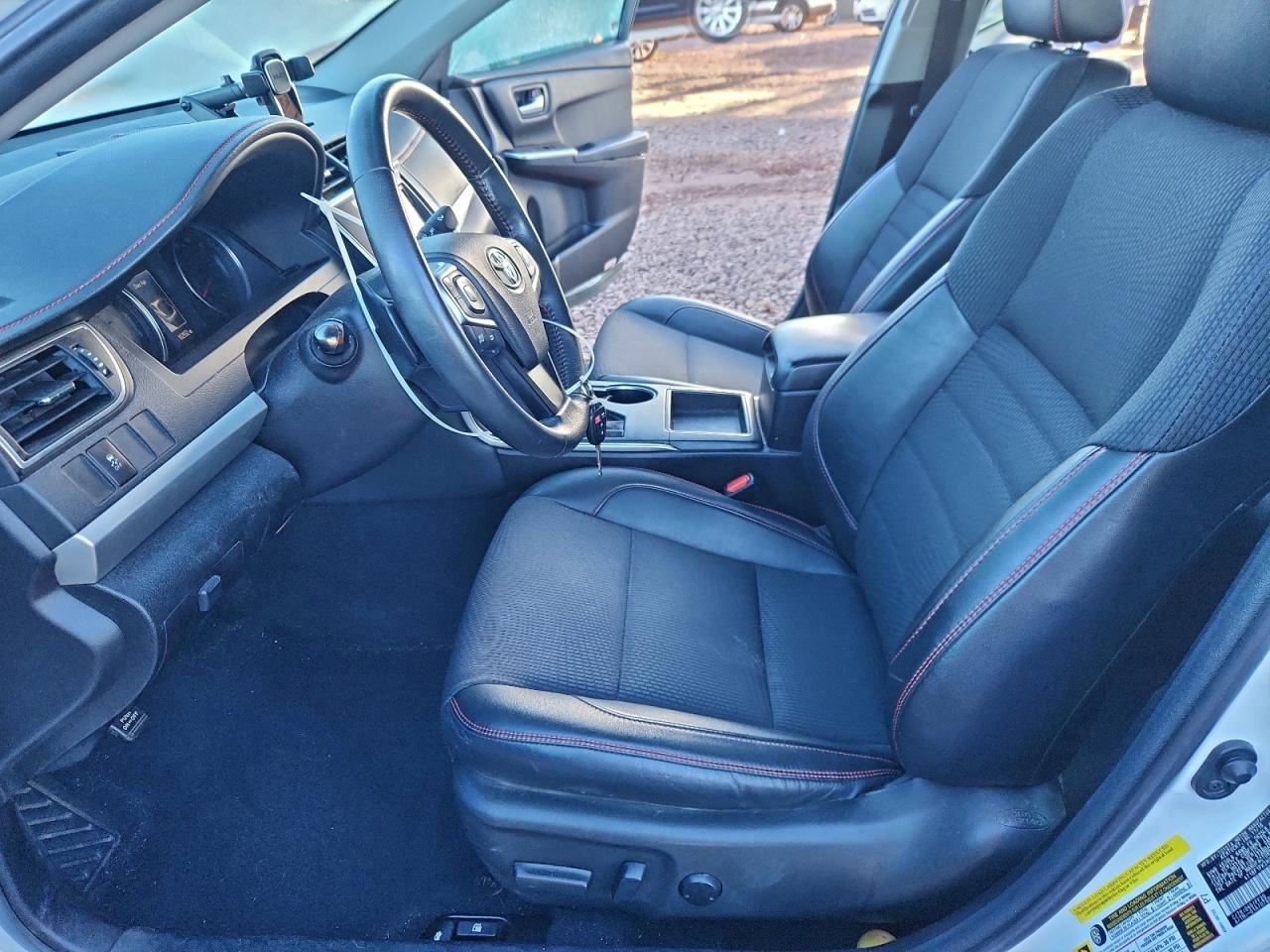 2017 TOYOTA CAMRY