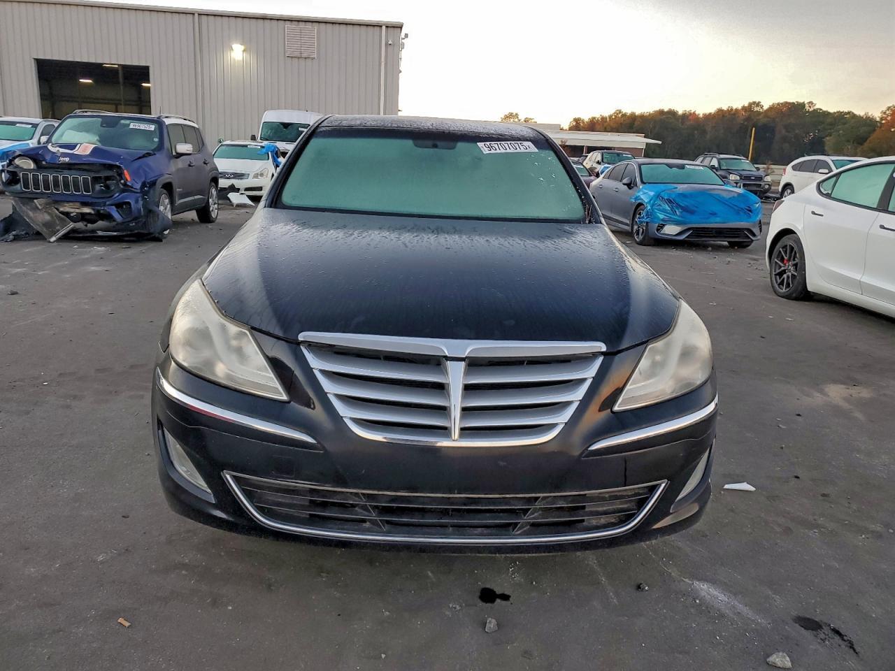 2014 HYUNDAI GENESIS