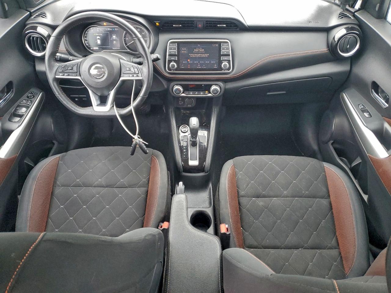 2020 NISSAN KICKS
