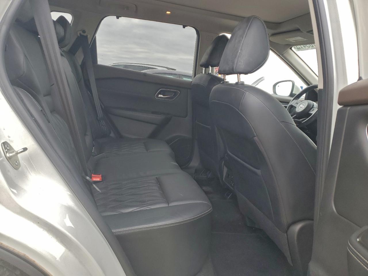 2021 NISSAN ROGUE