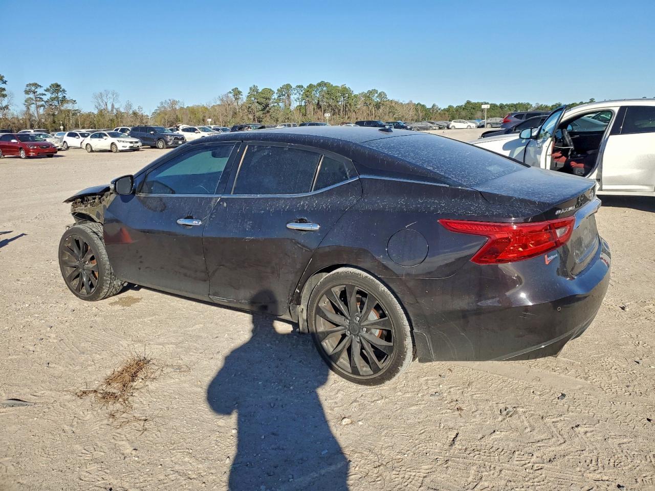 2016 NISSAN Maxima