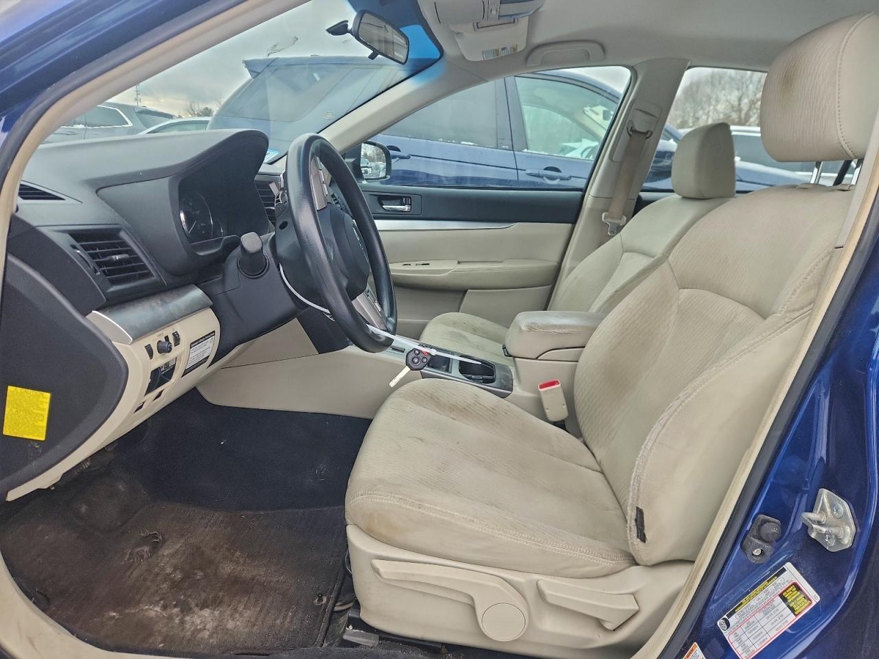 2010 SUBARU Legacy