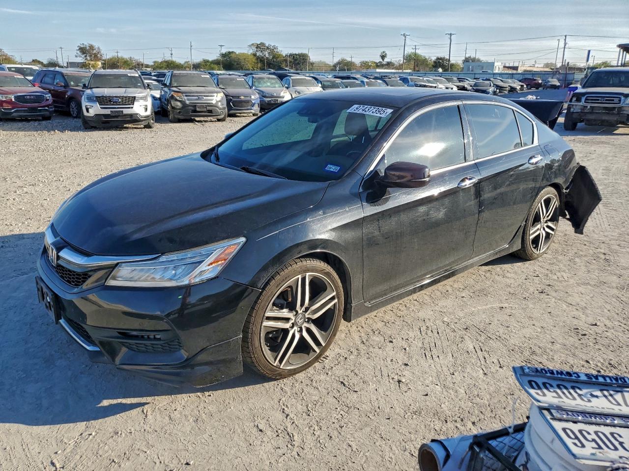 2017 HONDA ACCORD