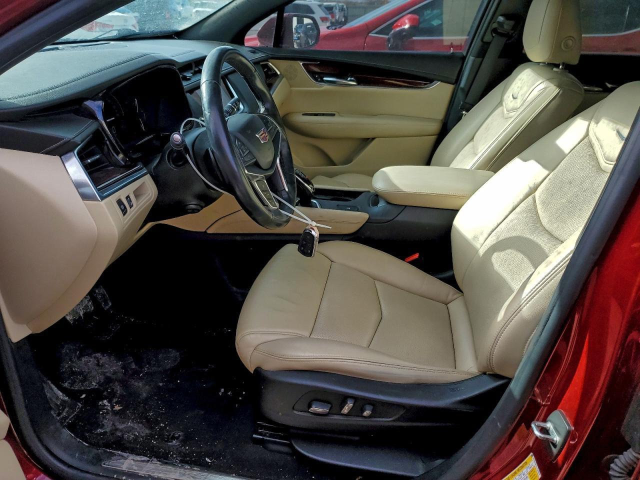 2018 CADILLAC XT5