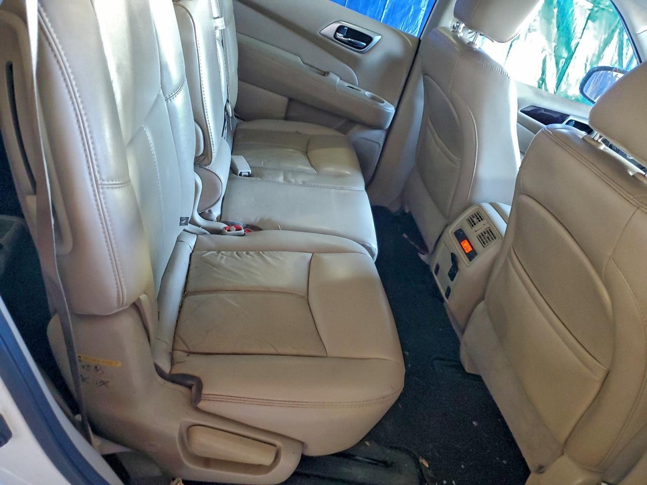 2016 NISSAN PATHFINDER