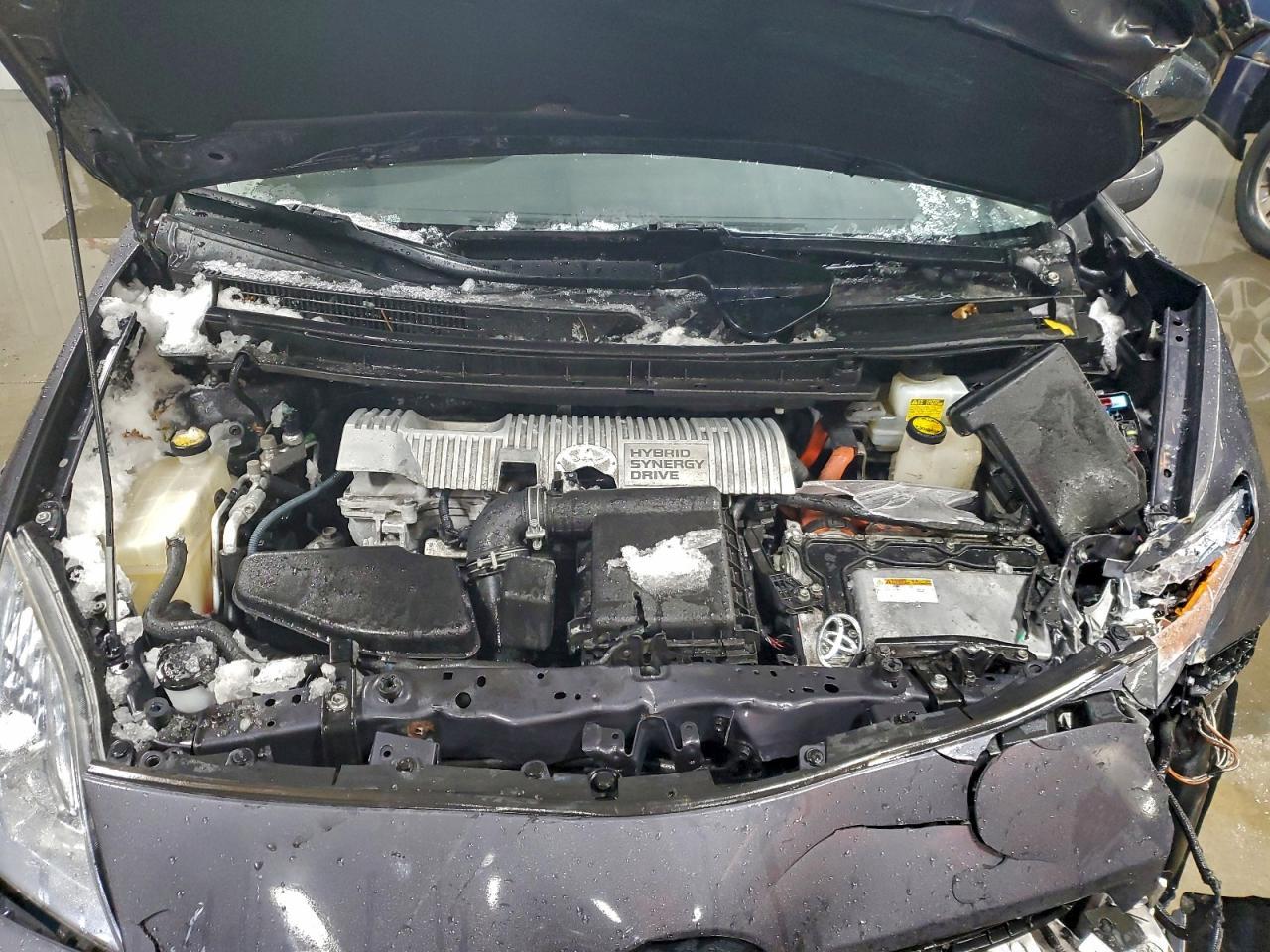 2011 TOYOTA PRIUS