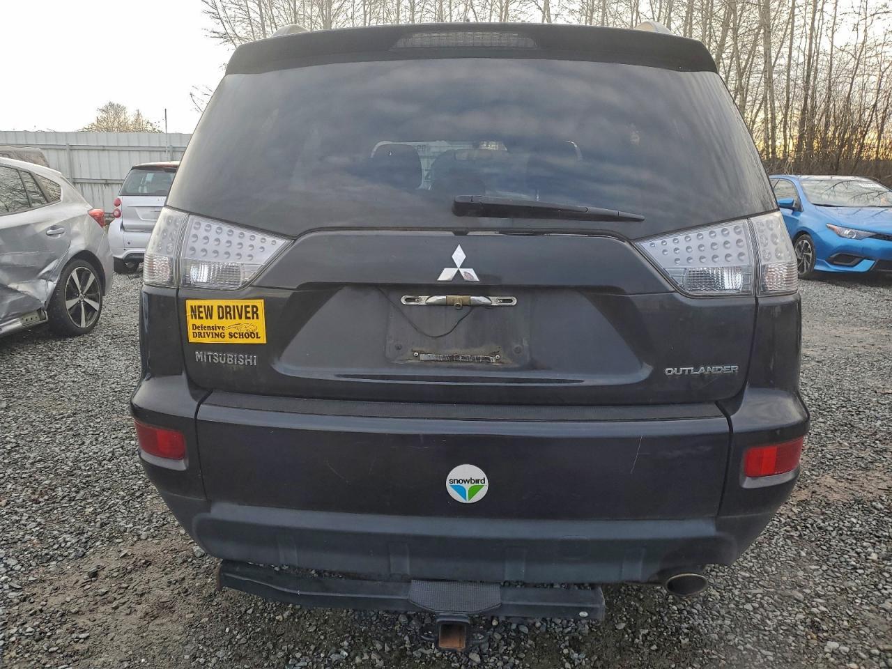 2012 MITSUBISHI outlander