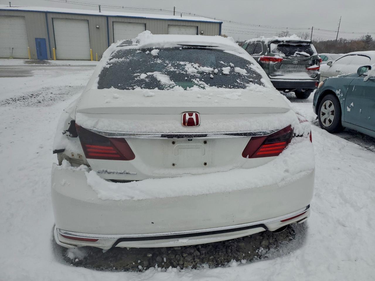 2016 HONDA ACCORD