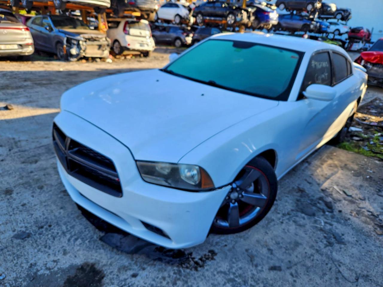 2014 DODGE CHARGER