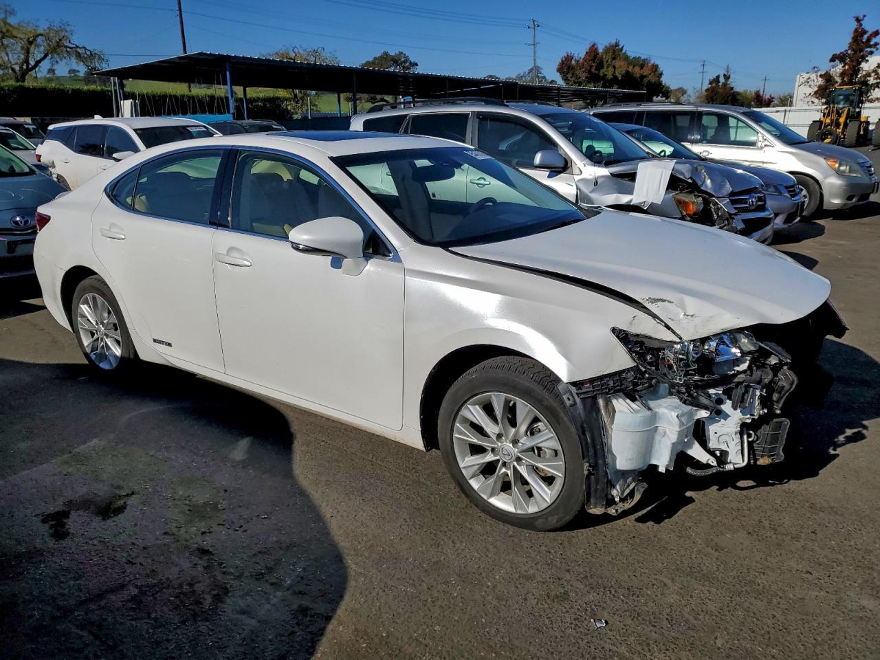 2015 LEXUS ES 300H