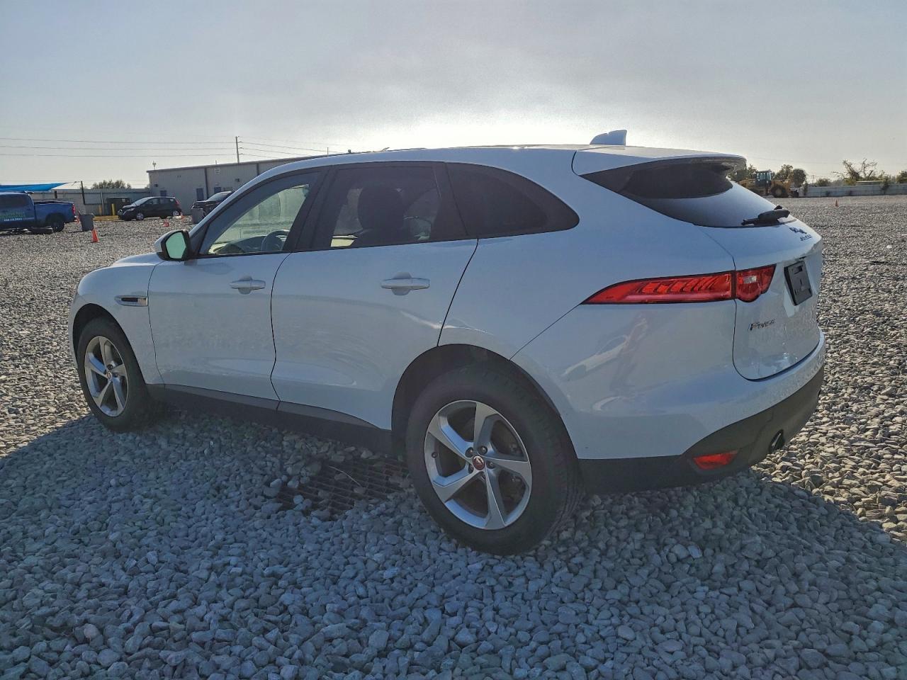 2018 JAGUAR F-Pace