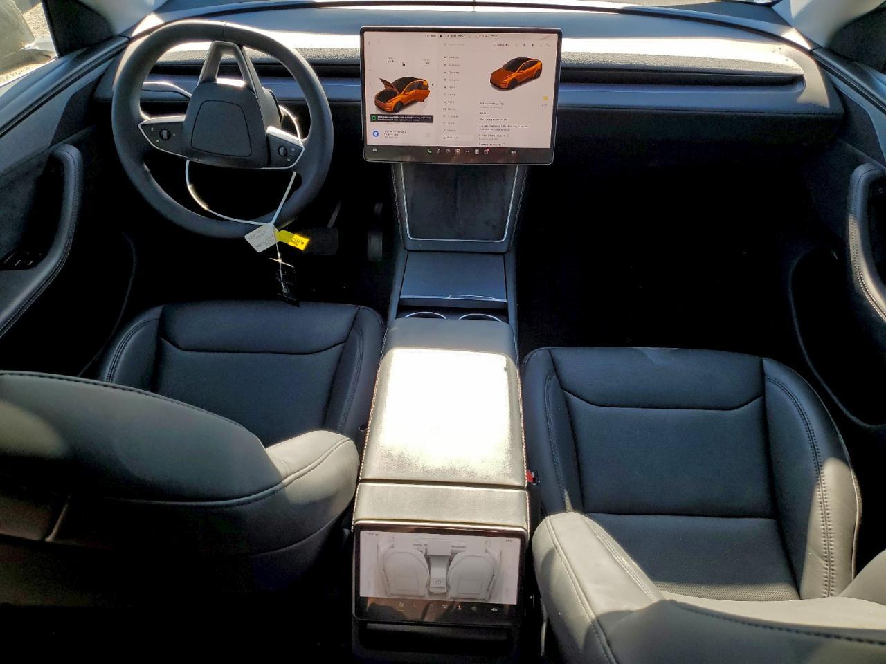 2026 TESLA MODEL Y