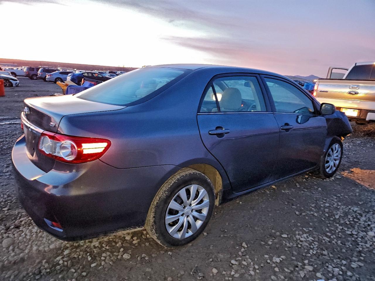 2013 TOYOTA COROLLA