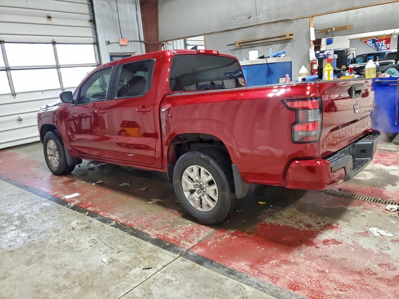 2022 NISSAN Frontier