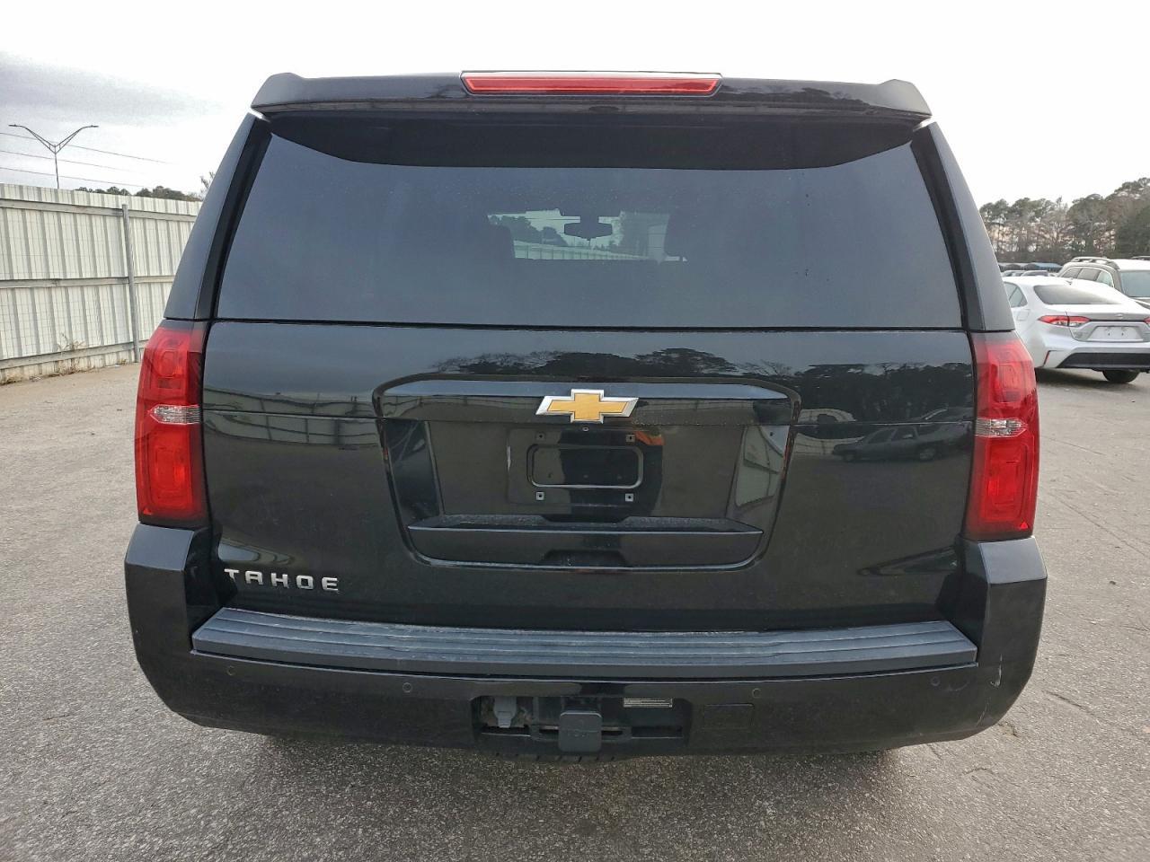 2016 CHEVROLET Tahoe