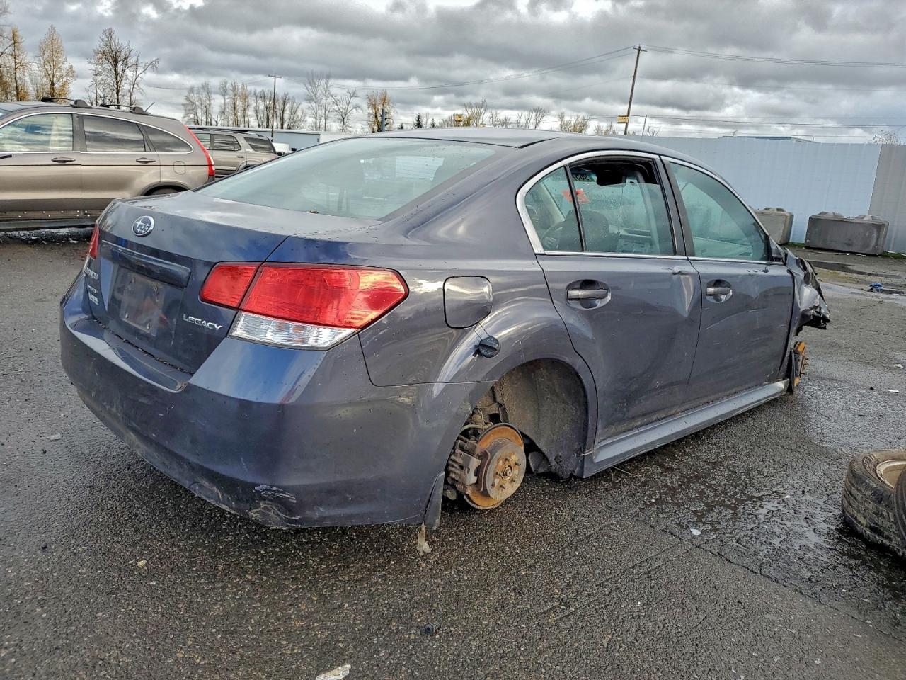 2013 SUBARU Legacy