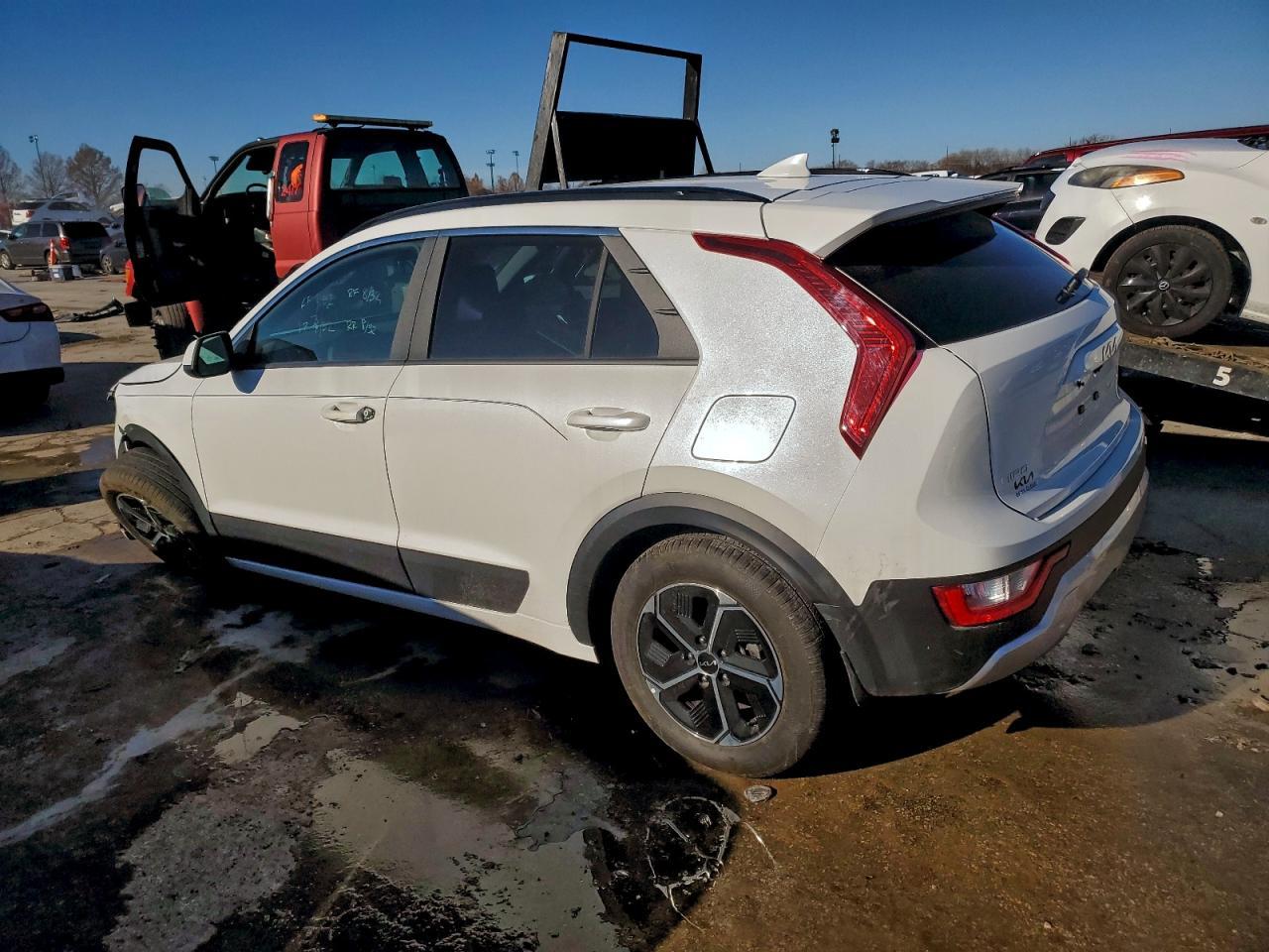 2025 KIA Niro