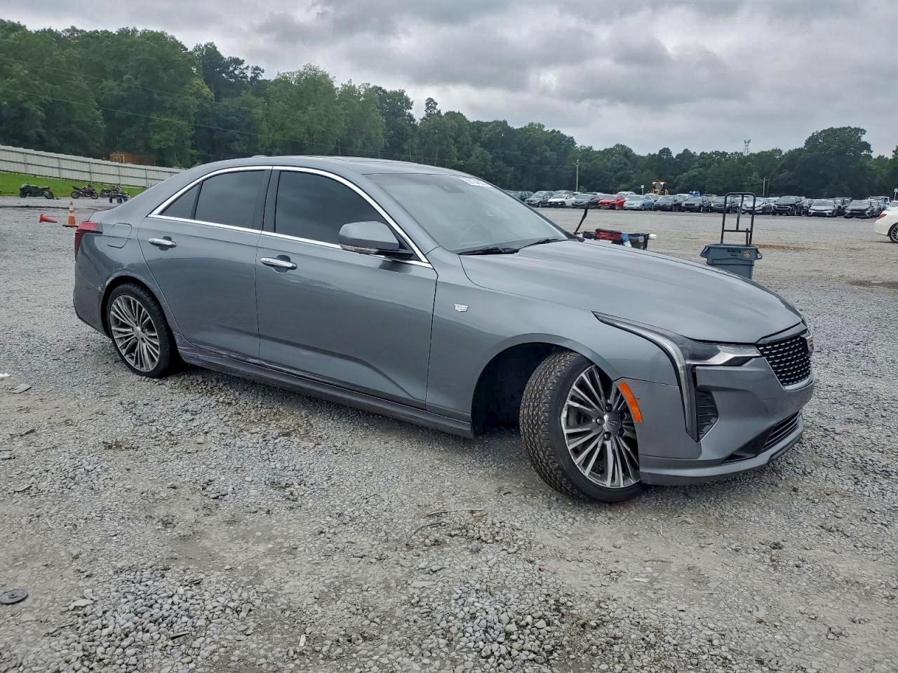 2020 CADILLAC CT4