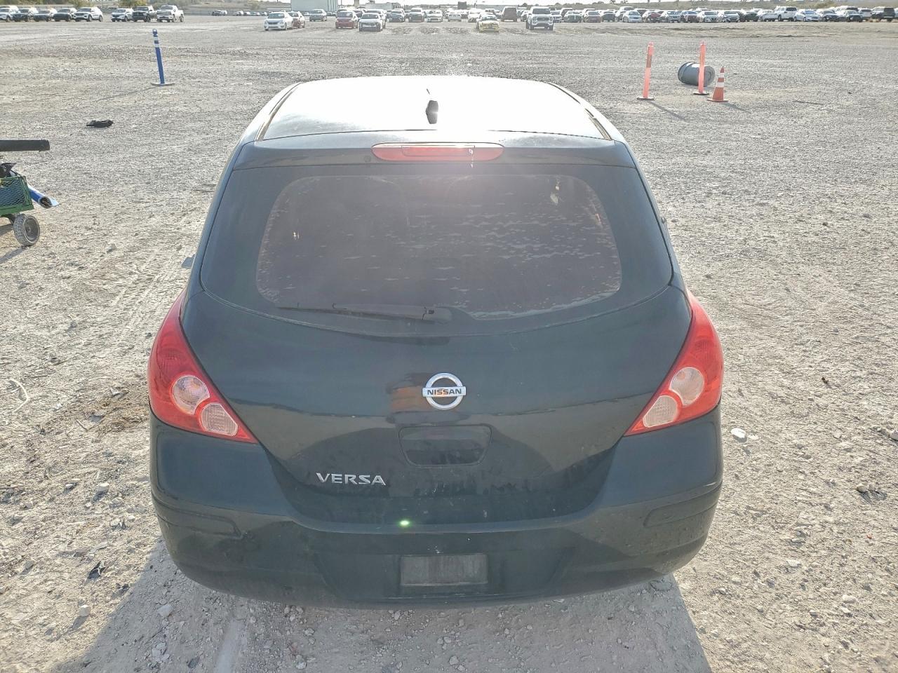 2010 NISSAN VERSA