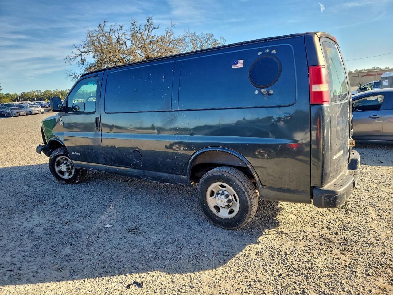 2004 CHEVROLET EXPRESS 2500
