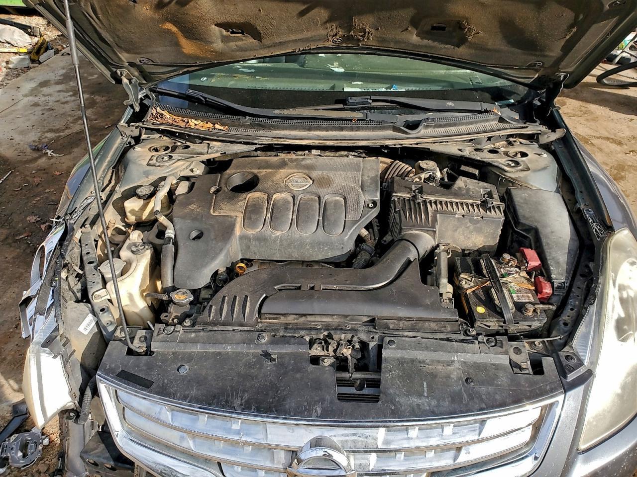 2010 NISSAN ALTIMA