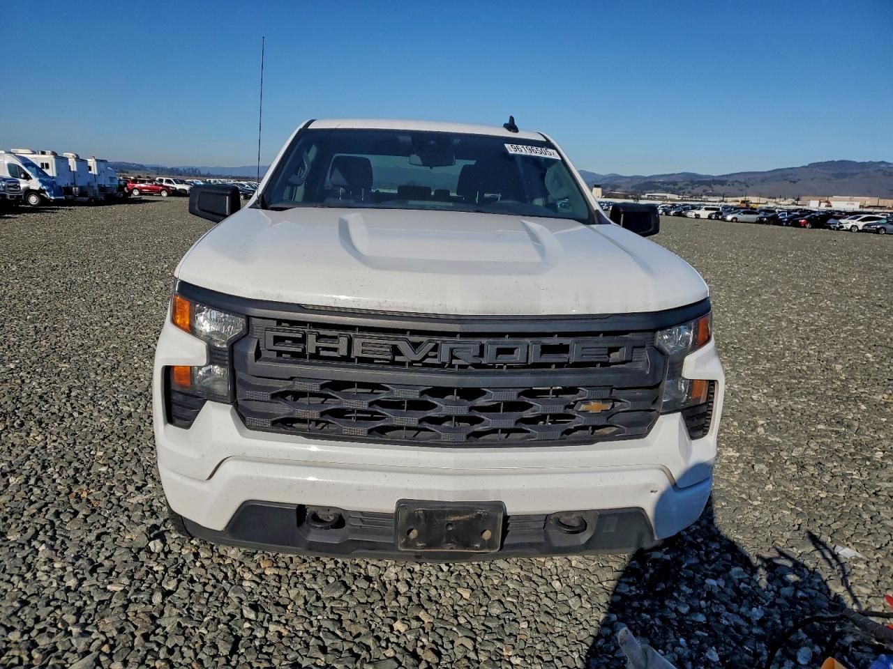 2023 CHEVROLET Silverado