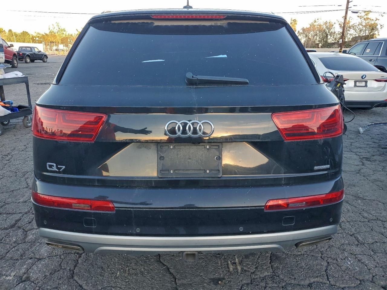 2017 AUDI Q7