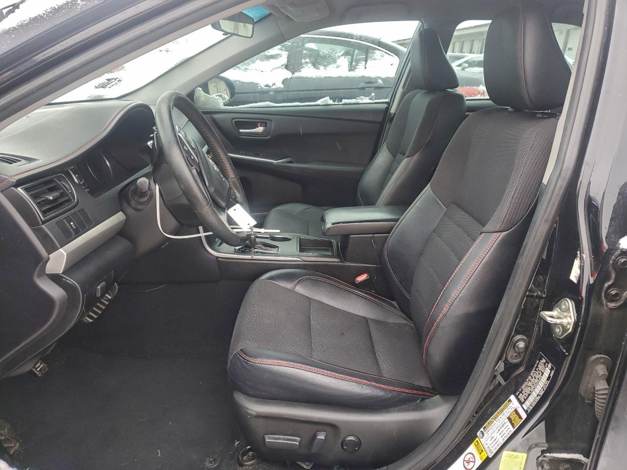 2016 TOYOTA CAMRY
