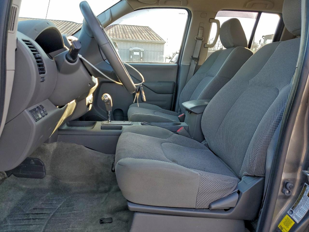 2017 NISSAN Frontier