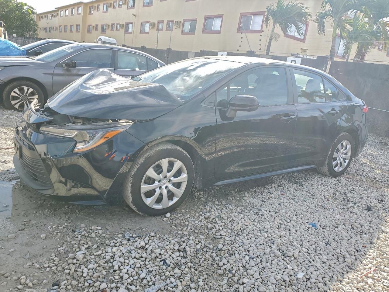 2024 TOYOTA COROLLA