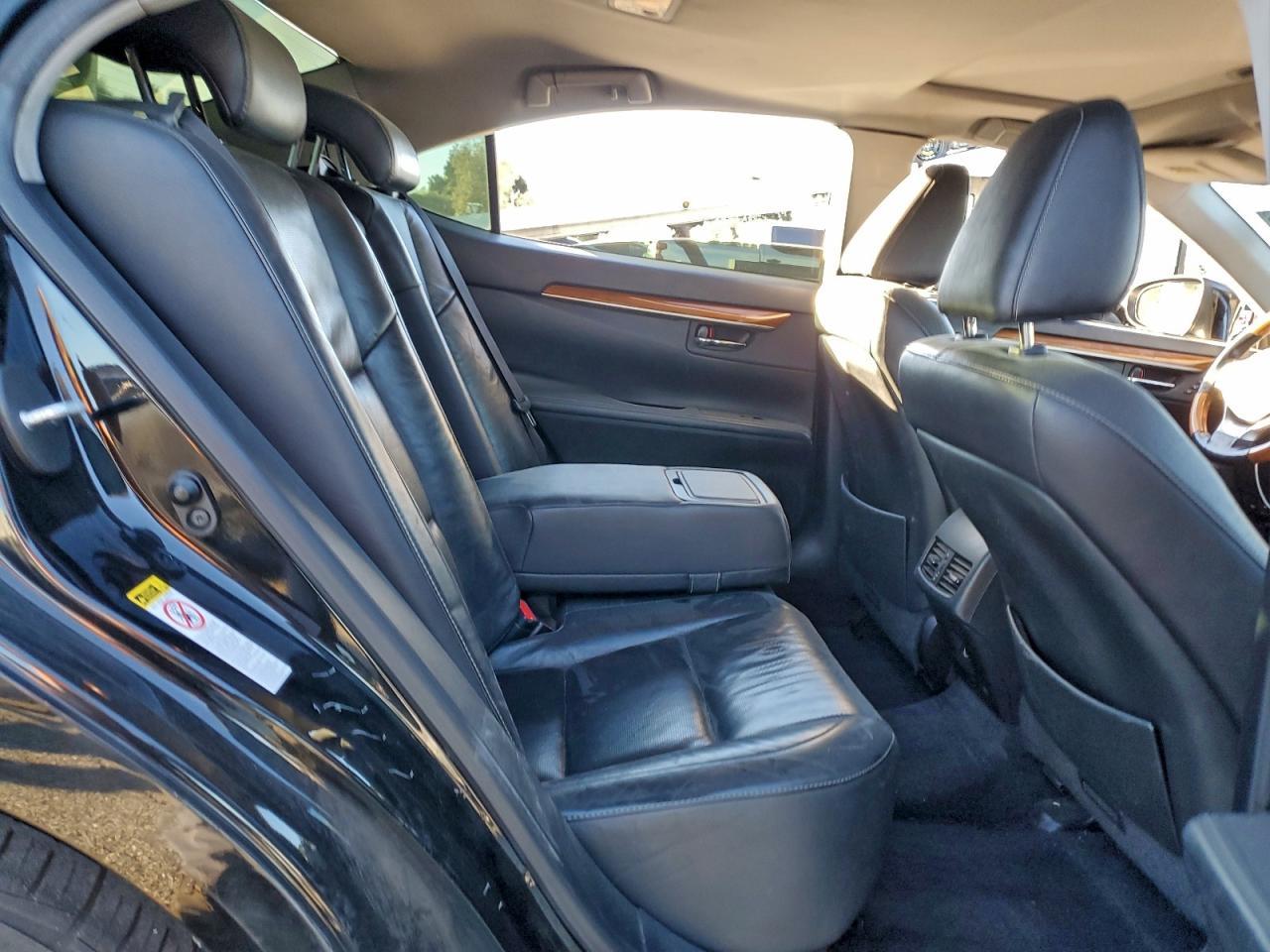 2015 LEXUS ES 300H