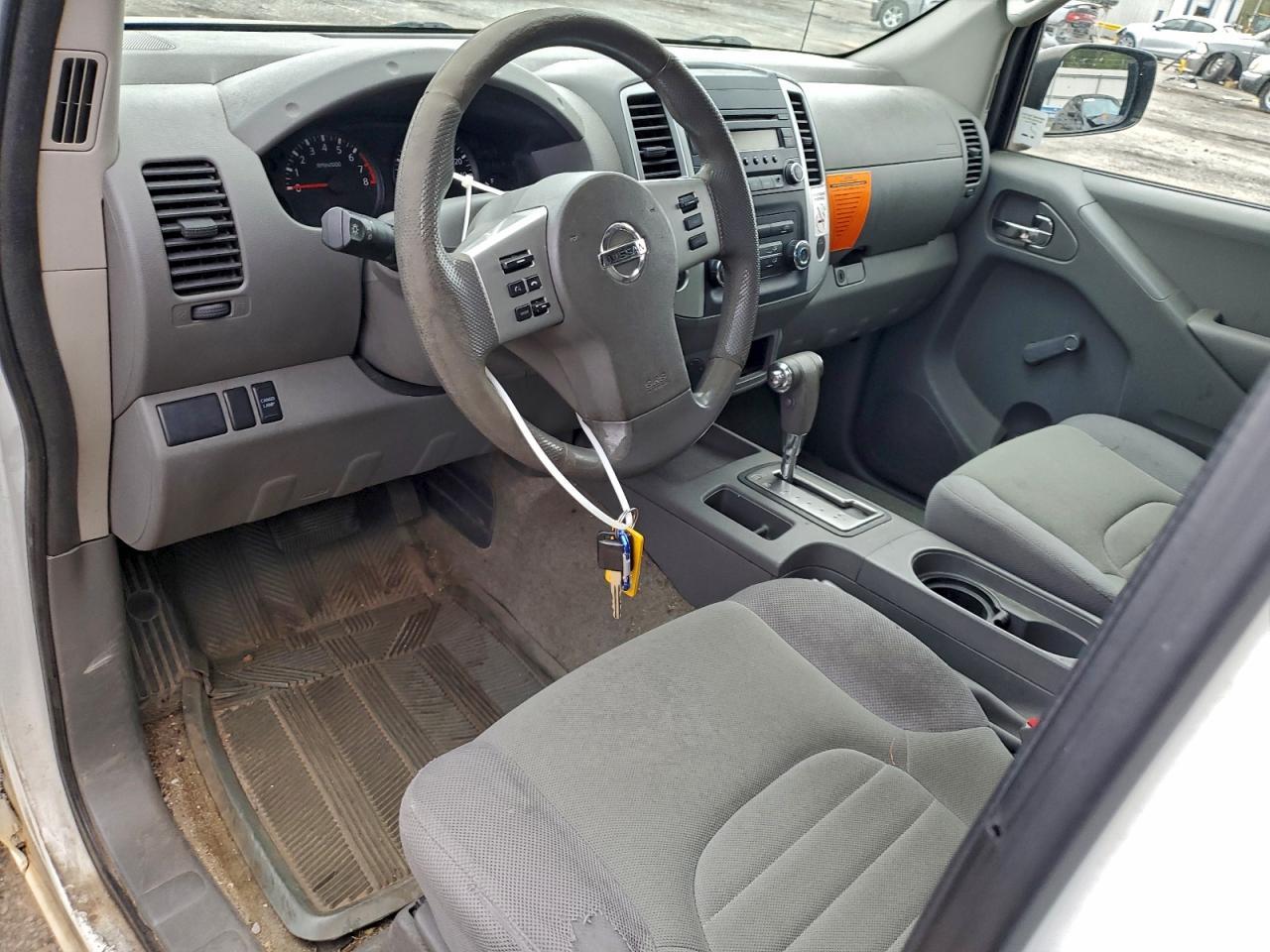 2015 NISSAN Frontier