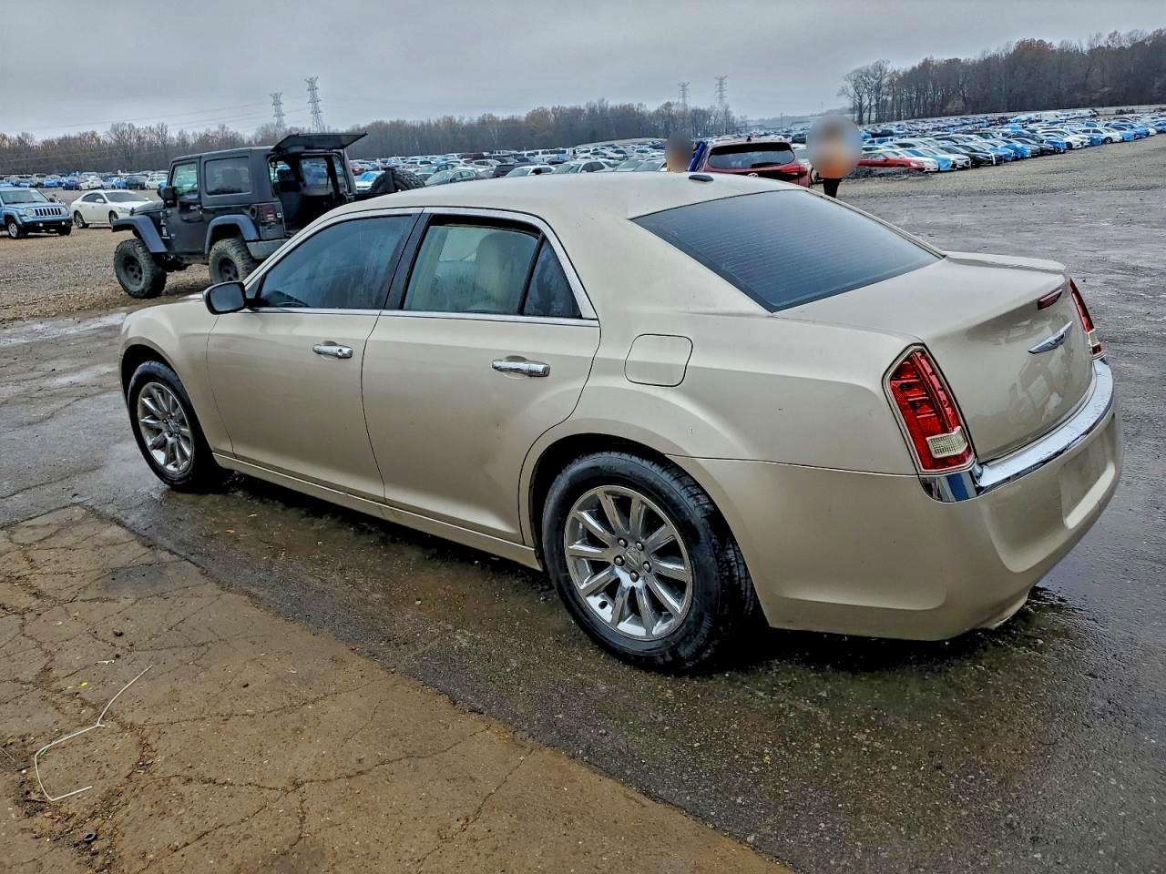 2012 CHRYSLER 300