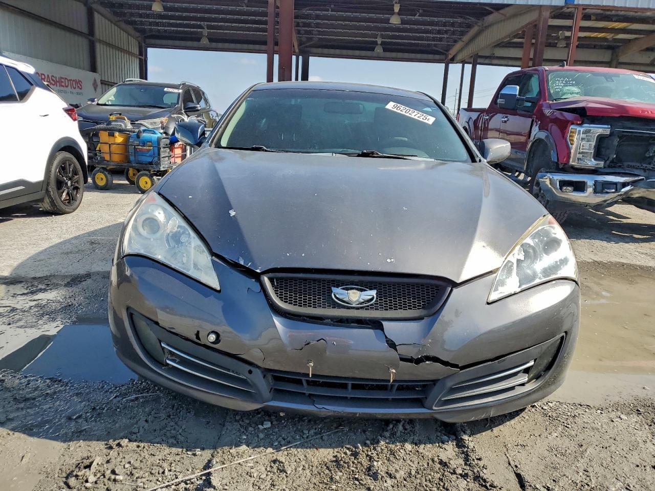2010 HYUNDAI GENESIS
