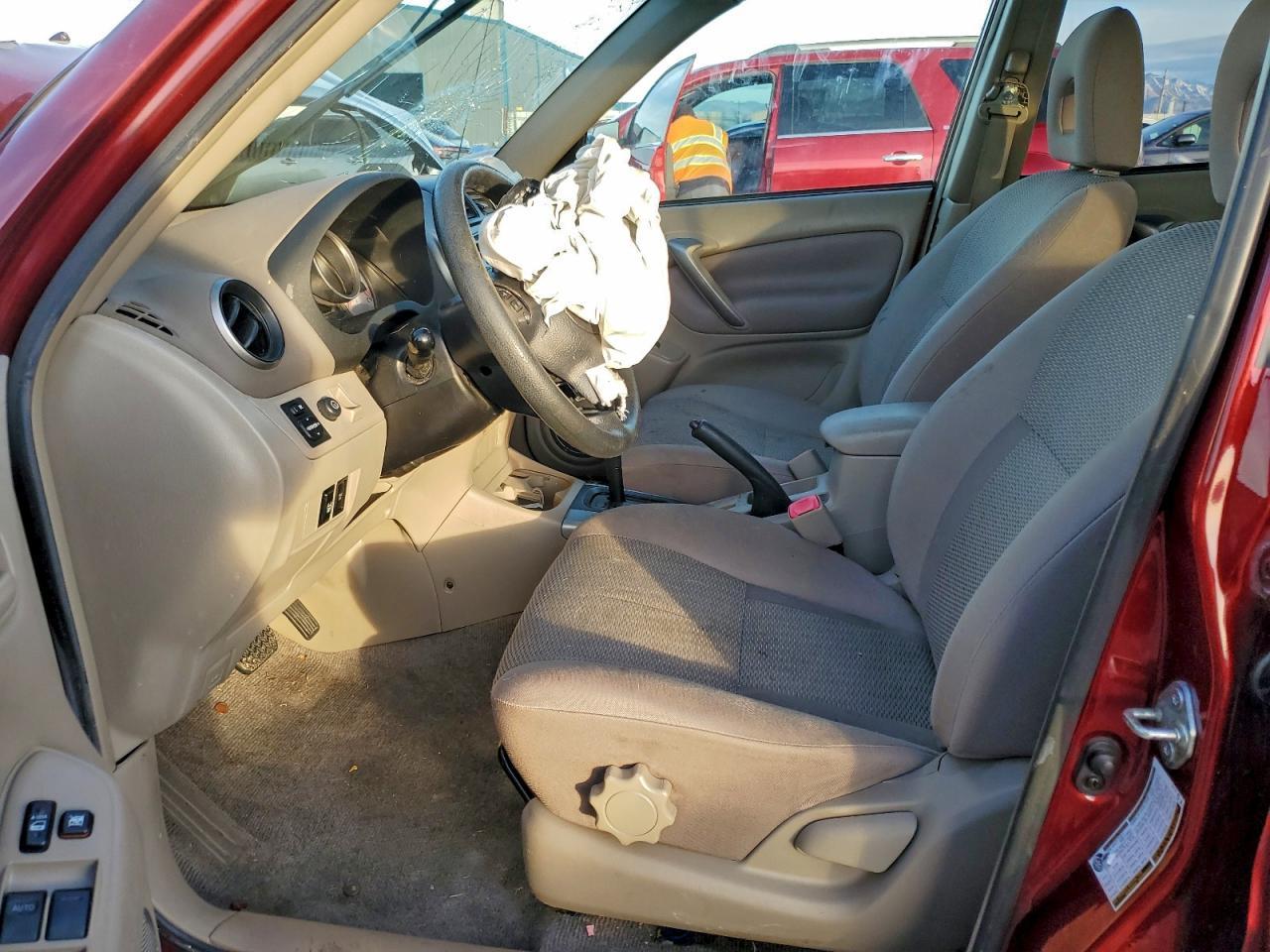 2005 TOYOTA RAV4