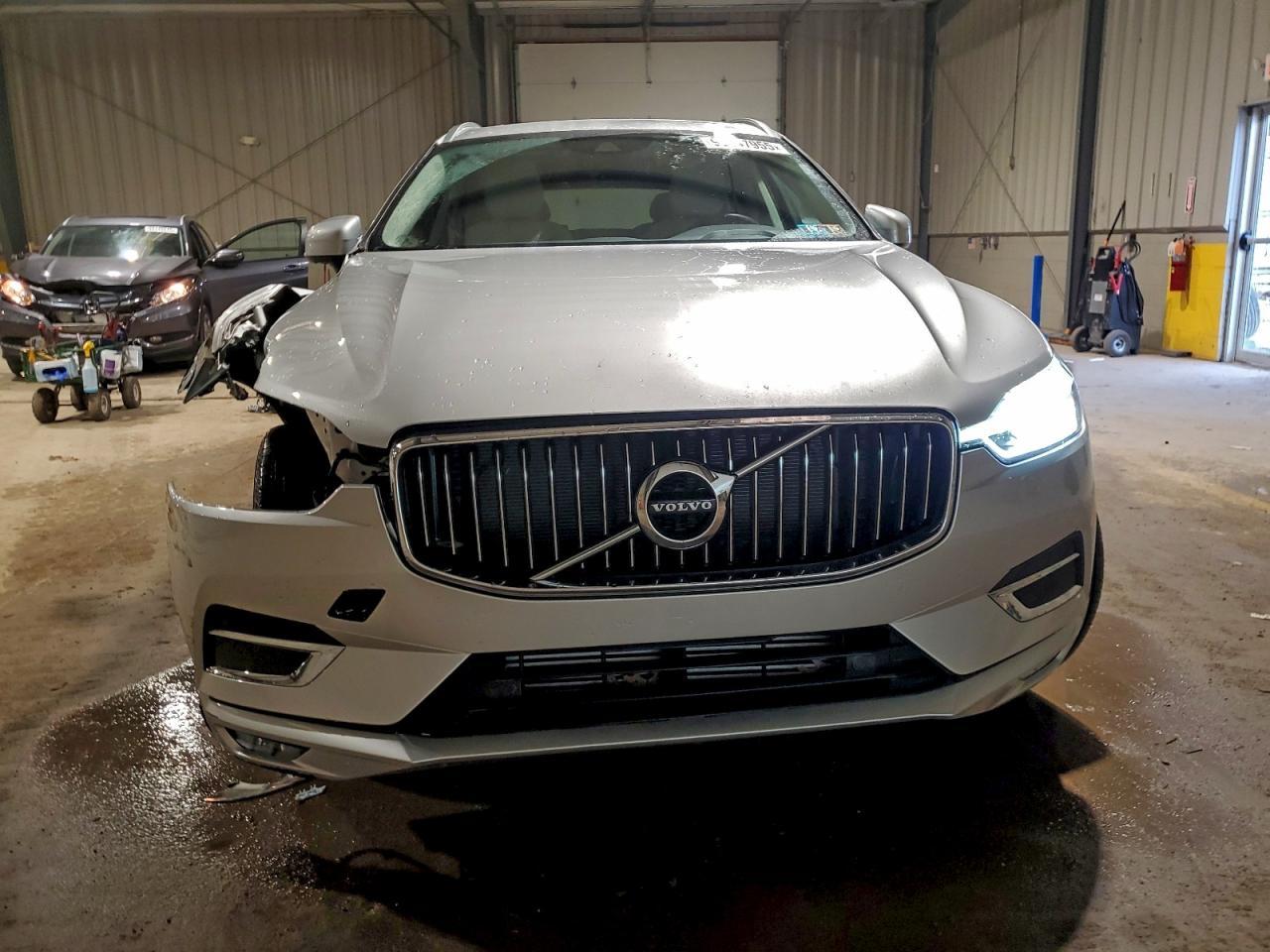 2019 VOLVO XC60