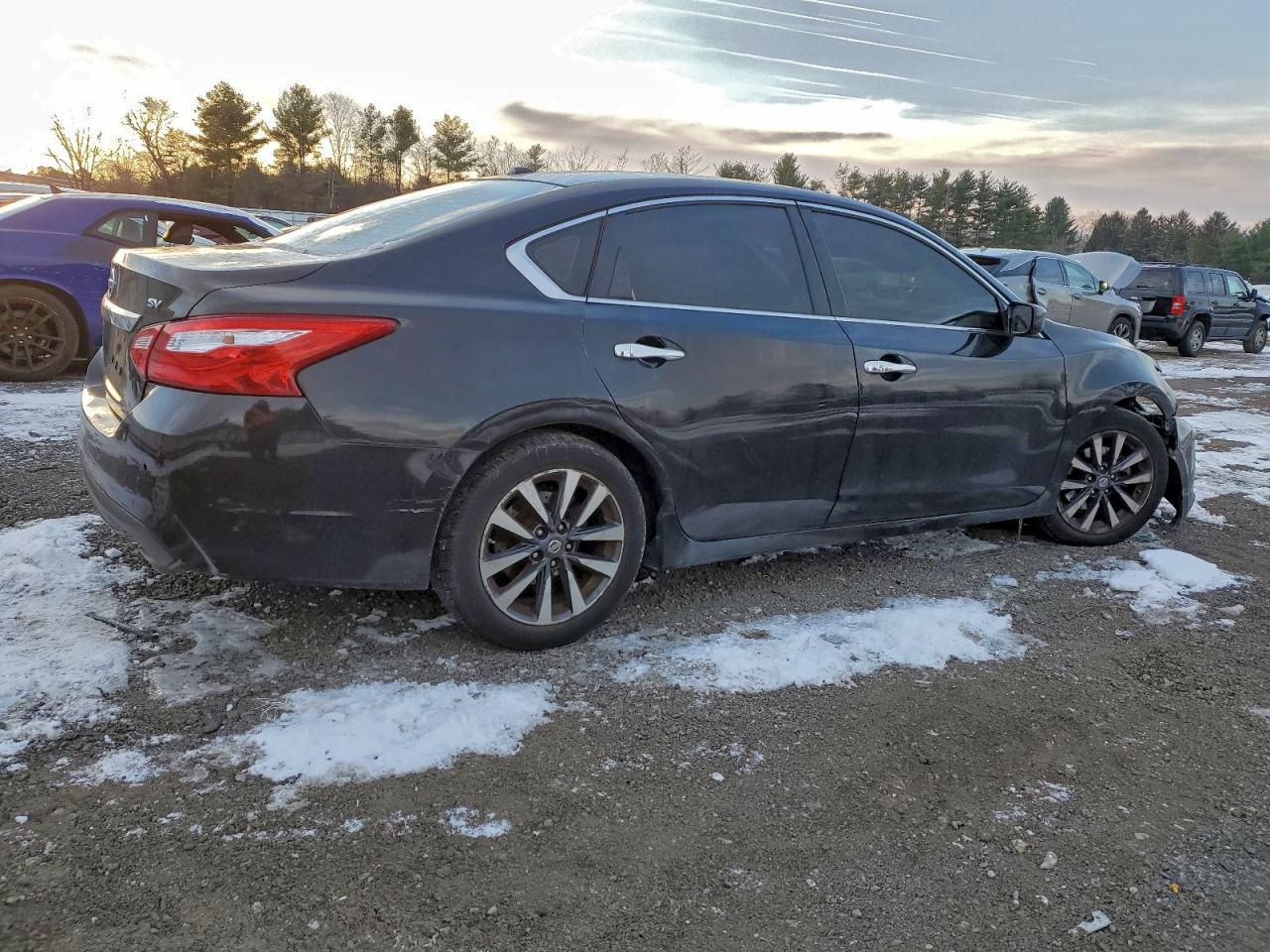 2017 NISSAN ALTIMA