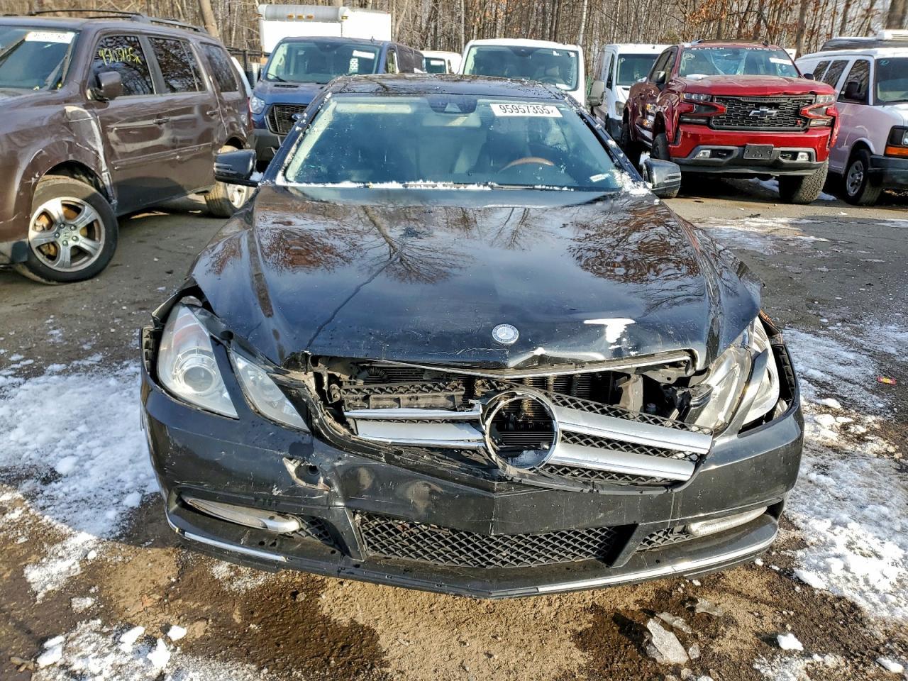 2013 MERCEDES-BENZ E-Class