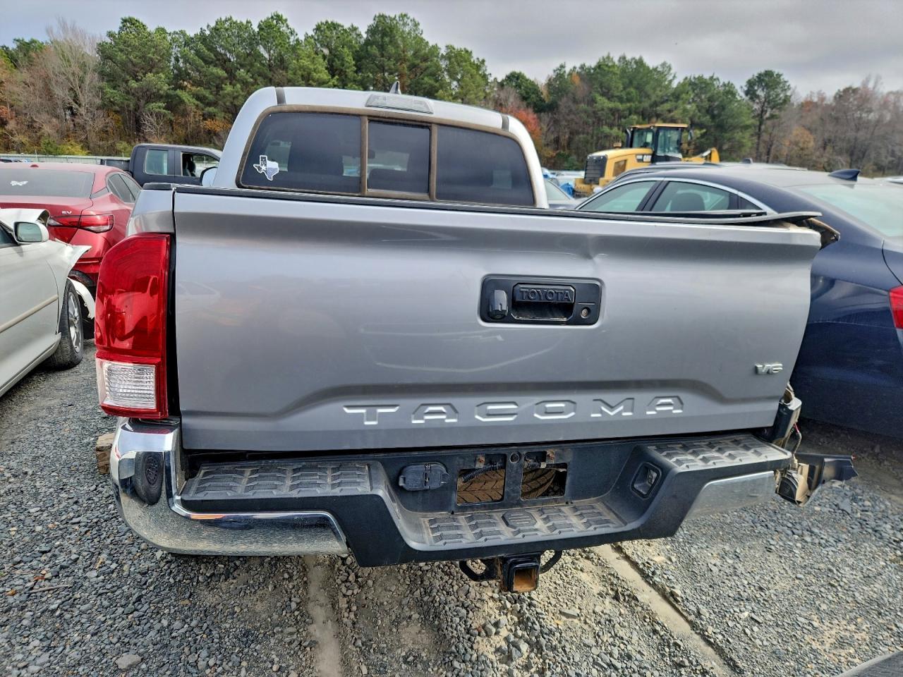 2016 TOYOTA TACOMA