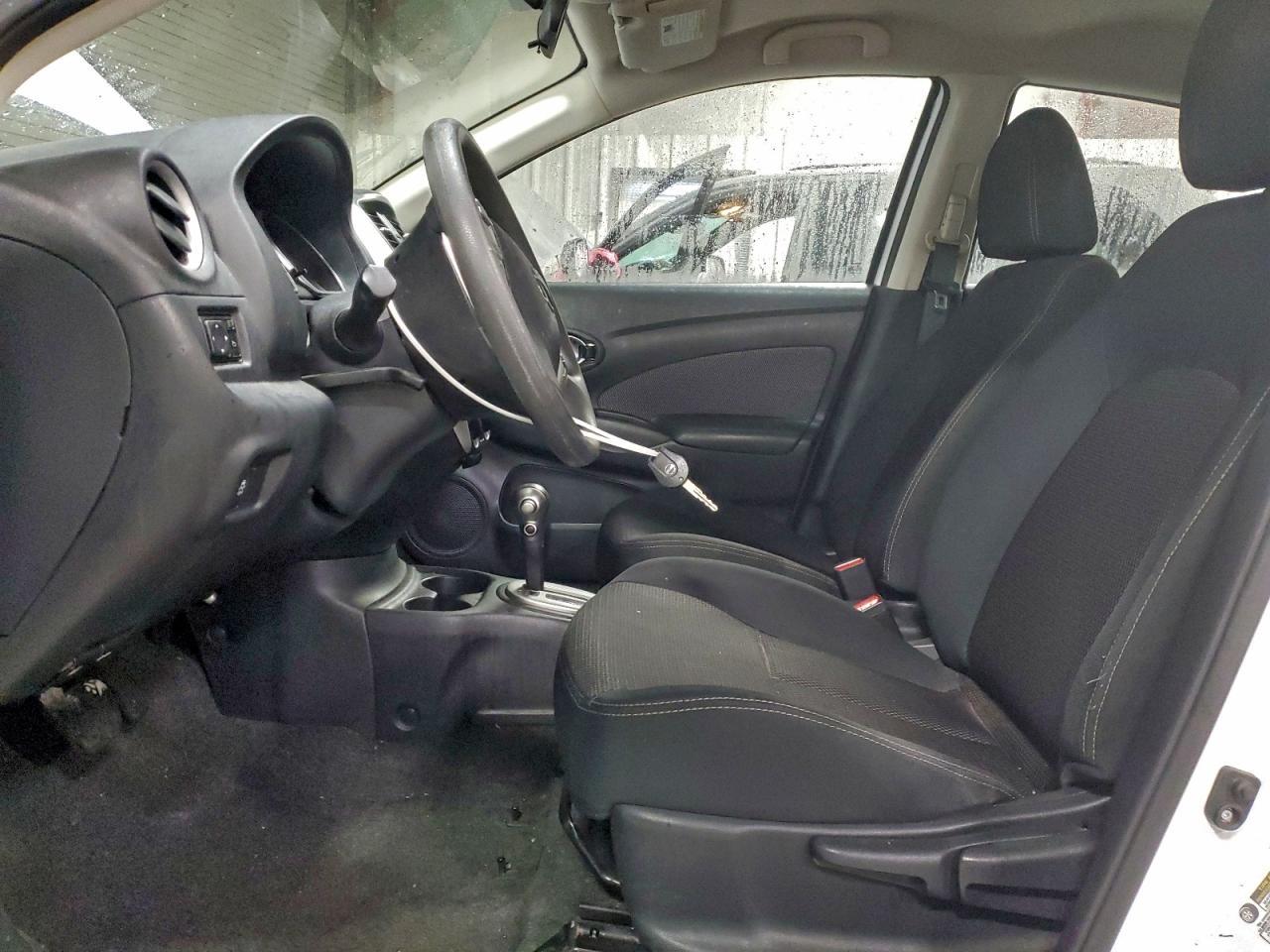 2016 NISSAN VERSA