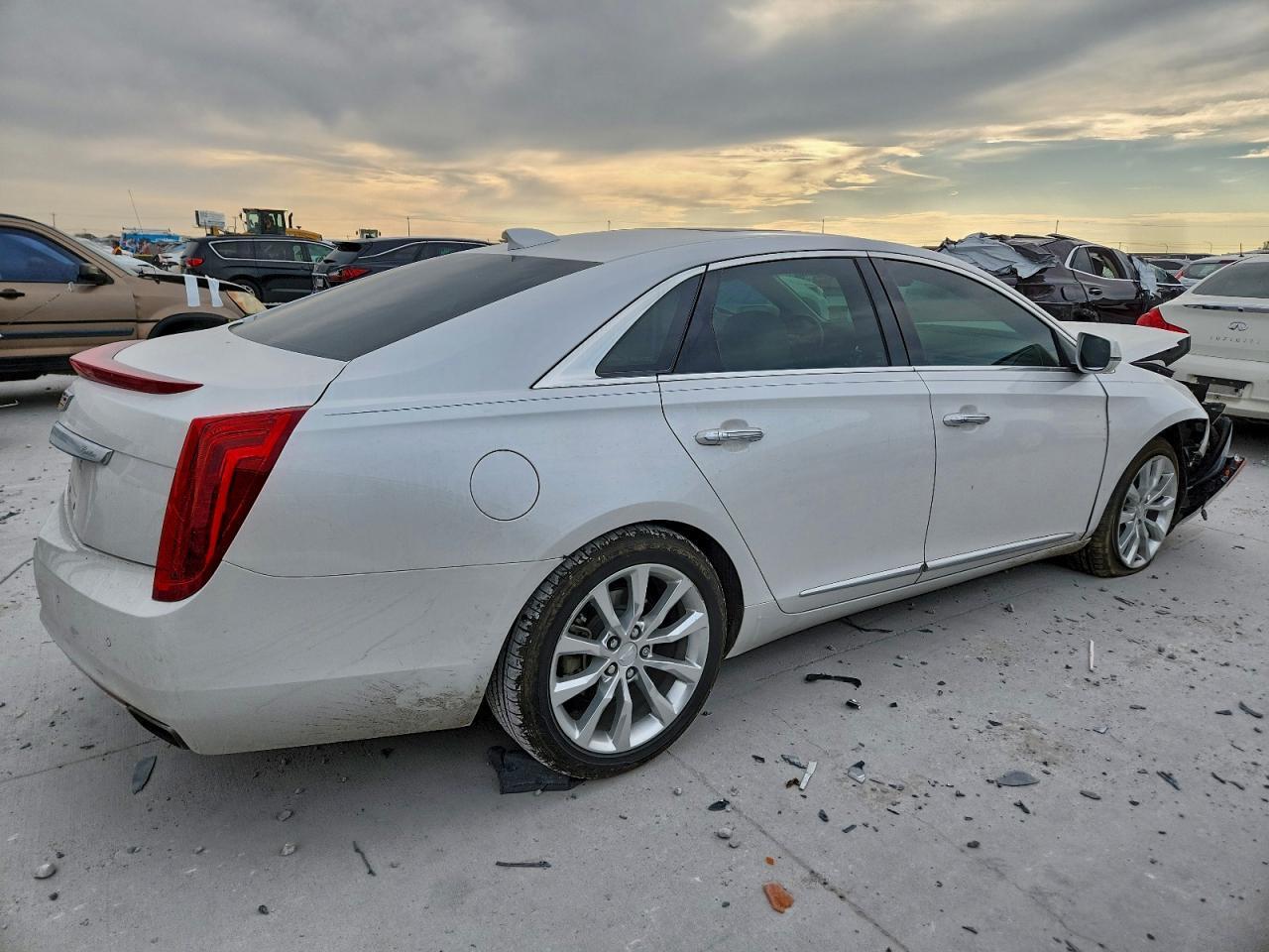 2016 CADILLAC XTS